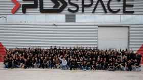 La foto de grupo de los trabajadores de PLD Space, en la imagen, aumentará con la nueva financiación.