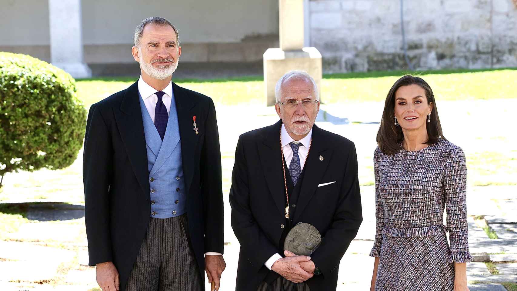 Luis Mateo Díez, Premio Cervantes, junto a los reyes Felipe VI y Letizia