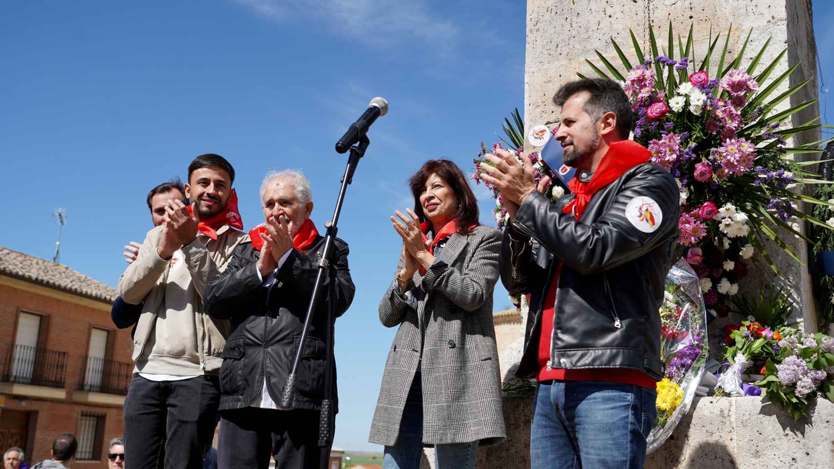La ministra de Igualdad, Ana Redondo, y el secretario regional del PSOE, Luis Tudanca, entre otros, participan en el Día de la Comunidad en Villalar de los Comuneros (Valladolid)