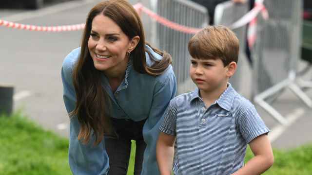 Kate Middleton y el príncipe Louis en Londres en mayo del año pasado.
