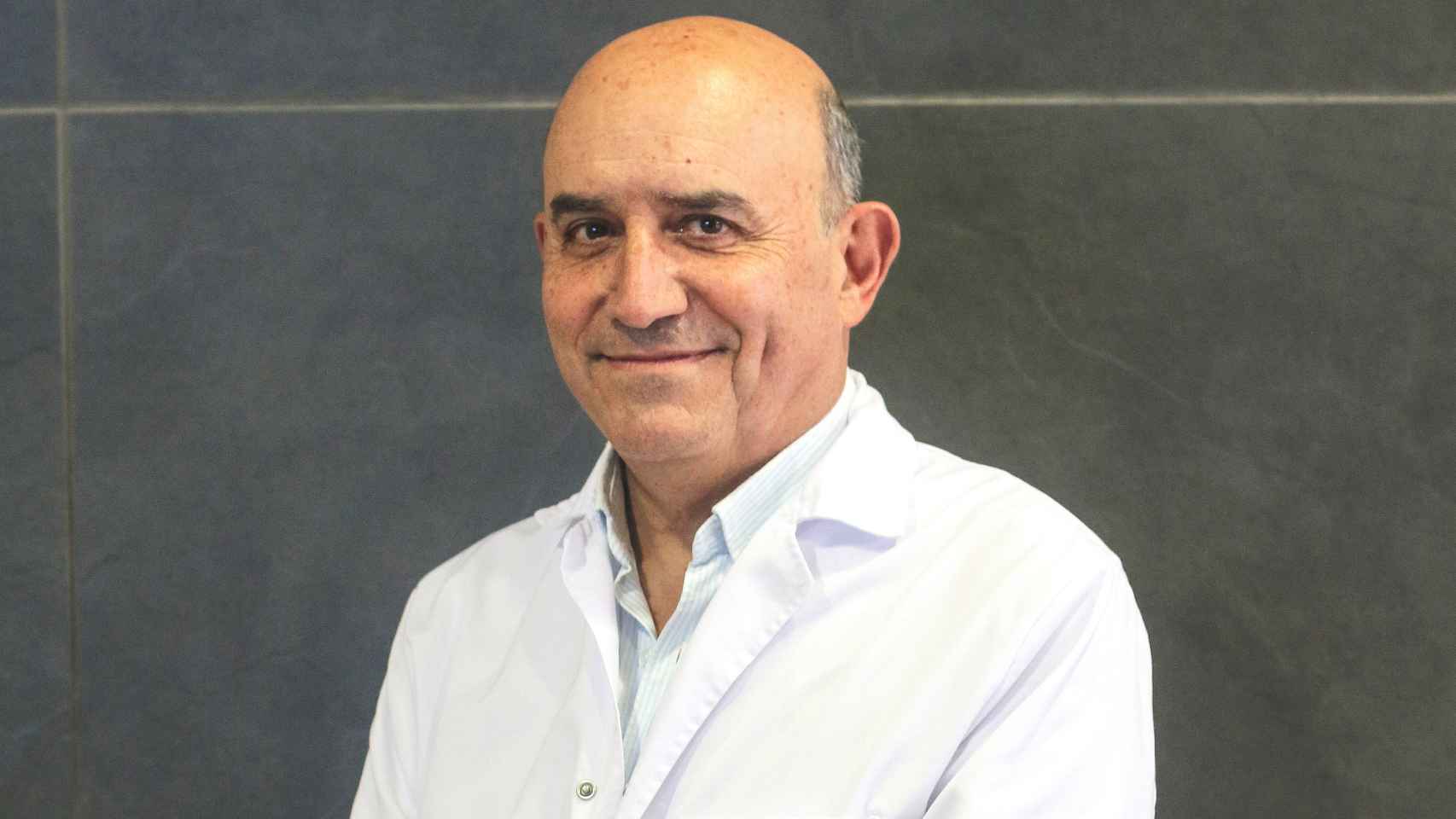 El doctor Jorge Contreras del Hospital Quirónsalud Málaga.