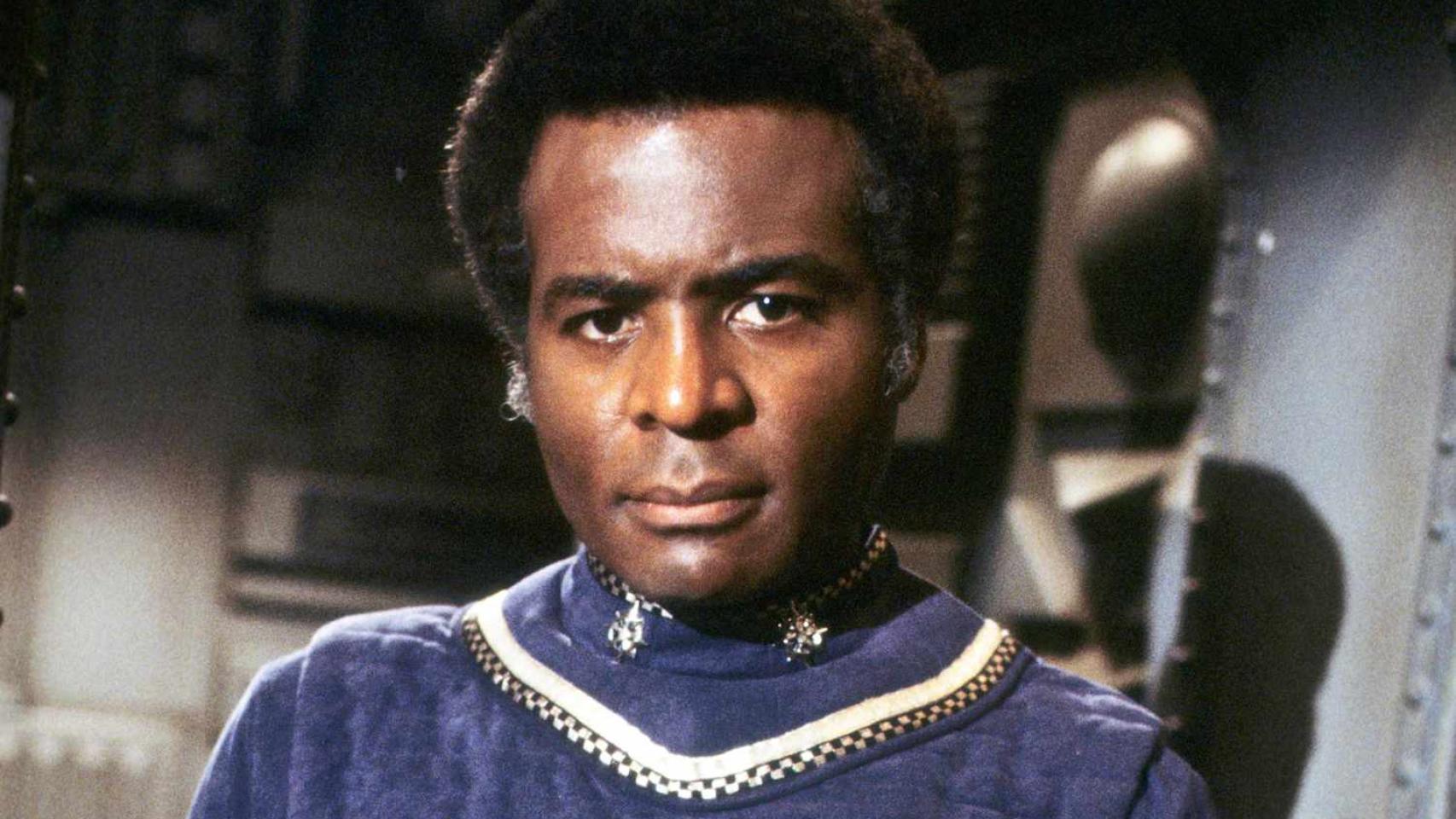 Muere Terry Carter, actor de series como 'McCloud' y 'Battlestar Galactica', a los 95 años