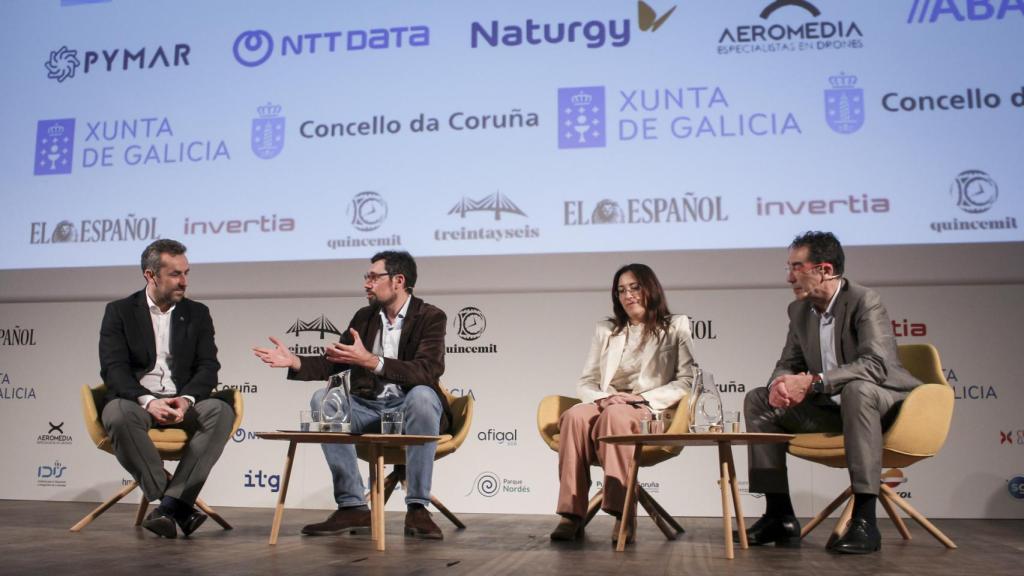 Imagen de la mesa redonda '¿Están Galicia y sus empresas preparadas para un ciberataque?', en la segunda jornada del III Foro Económico Español en Galicia 'La Galicia que viene'.