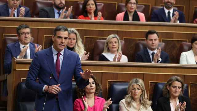 El presidente del Gobierno, Pedro Sánchez, interviene durante una sesión de control al Gobierno, en el Congreso de los Diputados, a 24 de abril de 2024, en Madrid (España).