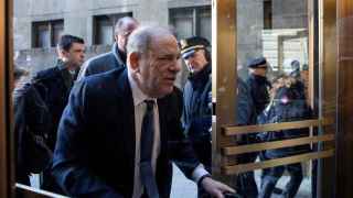 Un tribunal de Nueva York anula la condena del ex productor de Hollywood Harvey Weinstein