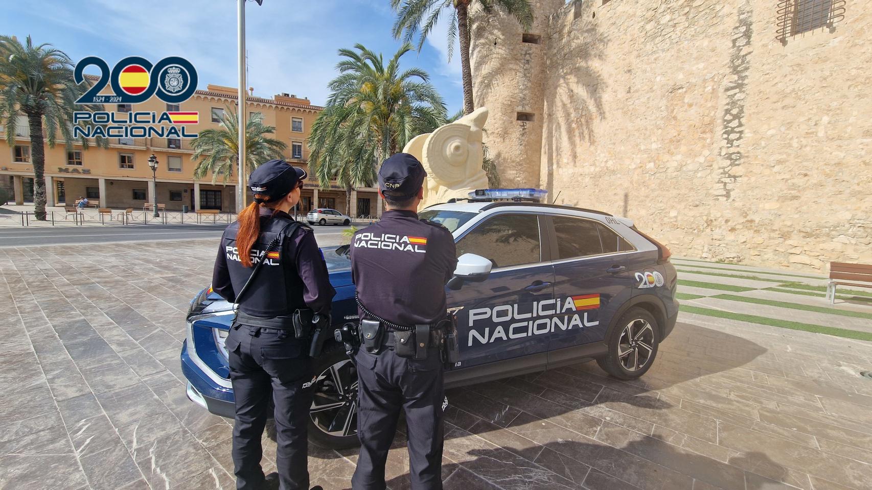 Agentes de la Policía Local de Elche, en una imagen de archivo.