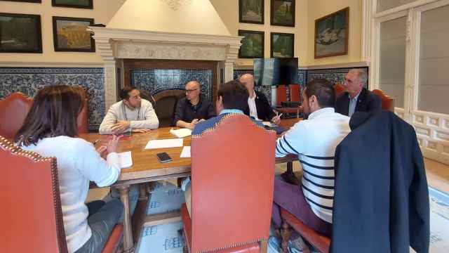 Imagen de la reunión entre el Ayuntamiento de Segovia y los hosteleros, este jueves.
