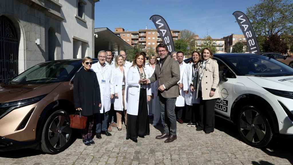 Entrega de los vehículos de Nissan al Servicio de Salud de Castilla y León (SACYL).