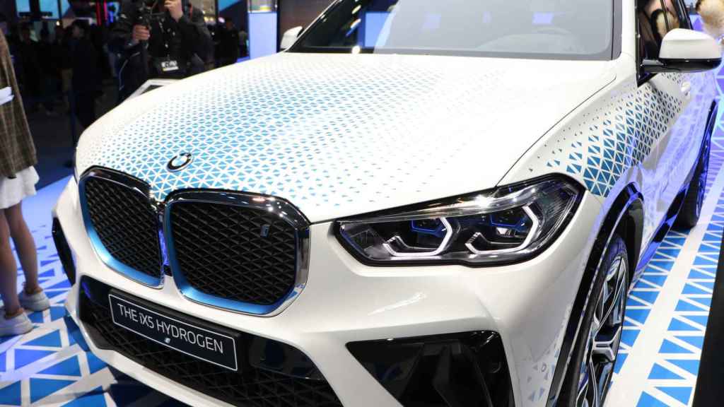 BMW es una de las firmas que sigue apostando por el hidrógeno.
