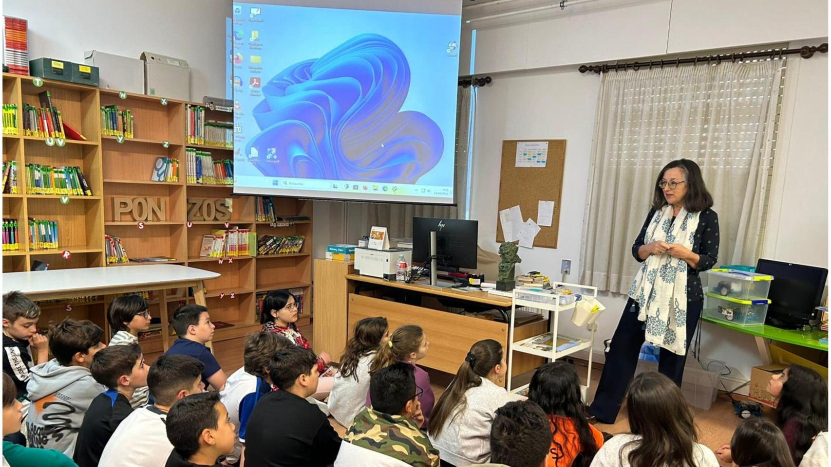 Chelo Loureiro en el CEIP Ponzos