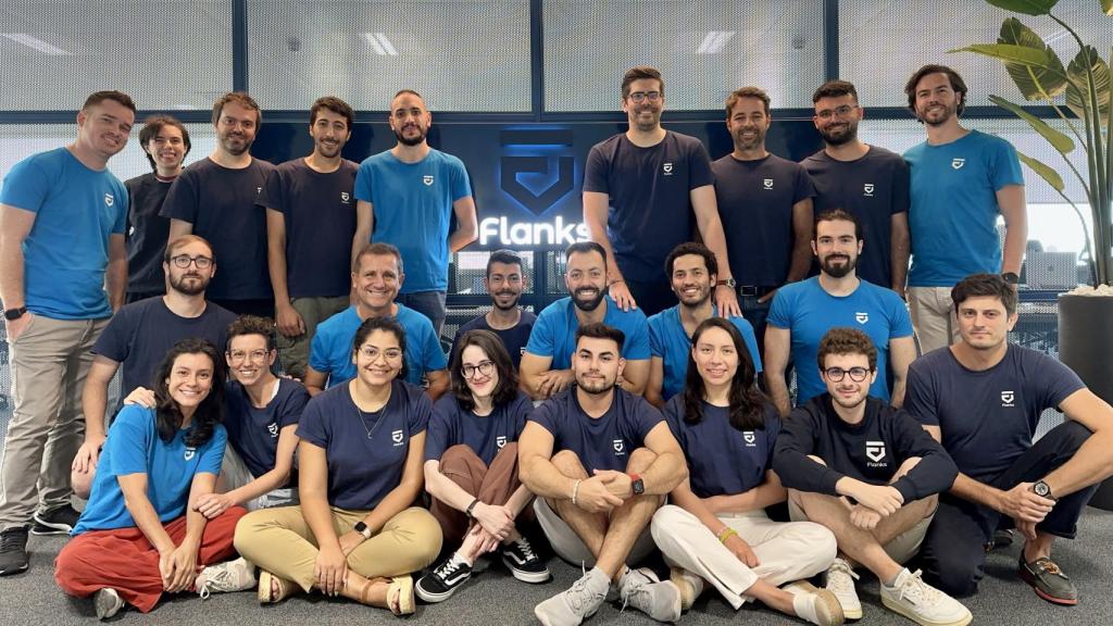 Equipo de trabajo de la empresa Flanks.