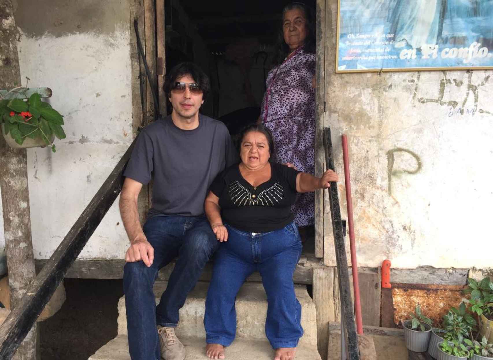 Valter Longo en la comunidad de larones de Ecuador. Facebook: @profvalterlongo