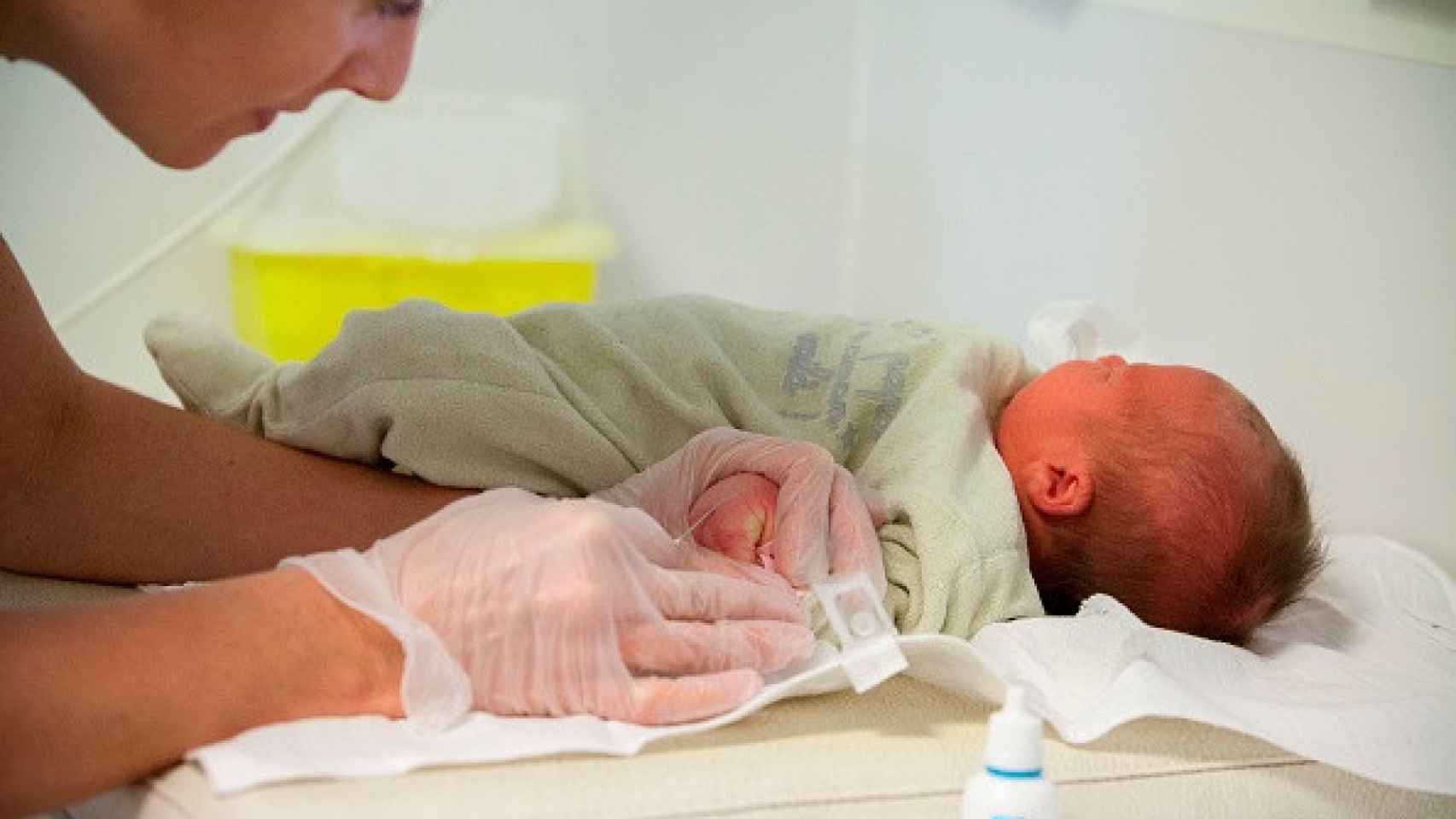 La prueba de Guthrie se hace para detectar enfermedades congénitas en recién nacidos.