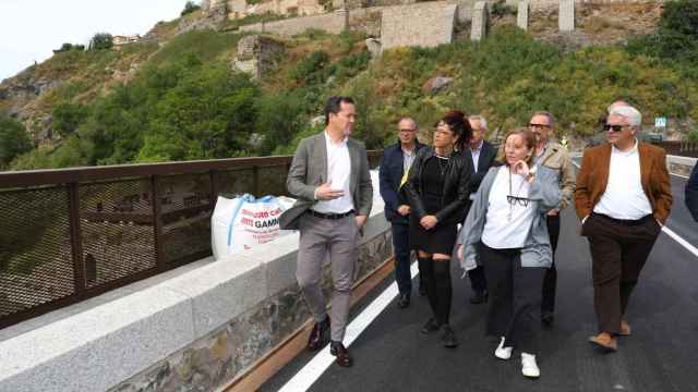 Visita de Velázquez al Puente nuevo de Alcántara. Foto: Ayuntamiento.
