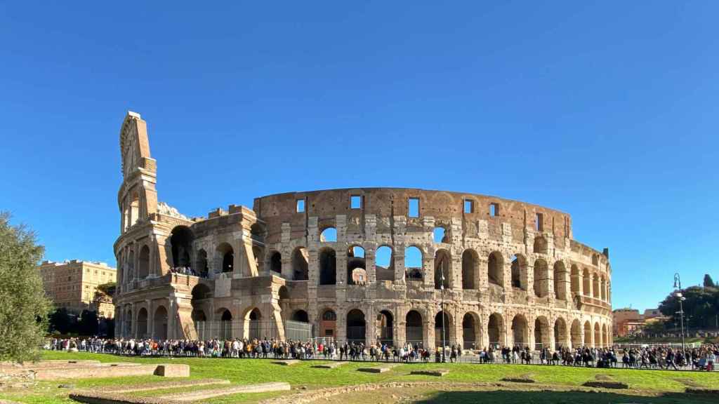 La planta de El Coliseo se mantiene casi intacta.
