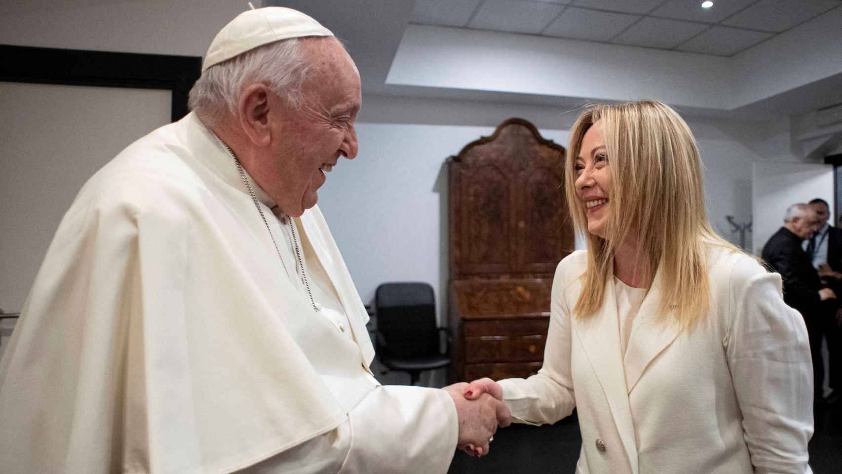 El papa Francisco y Giorgia Meloni, en una reunión en 2023.
