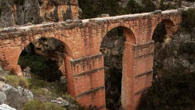 Imagen del impresionante acueducto romano.