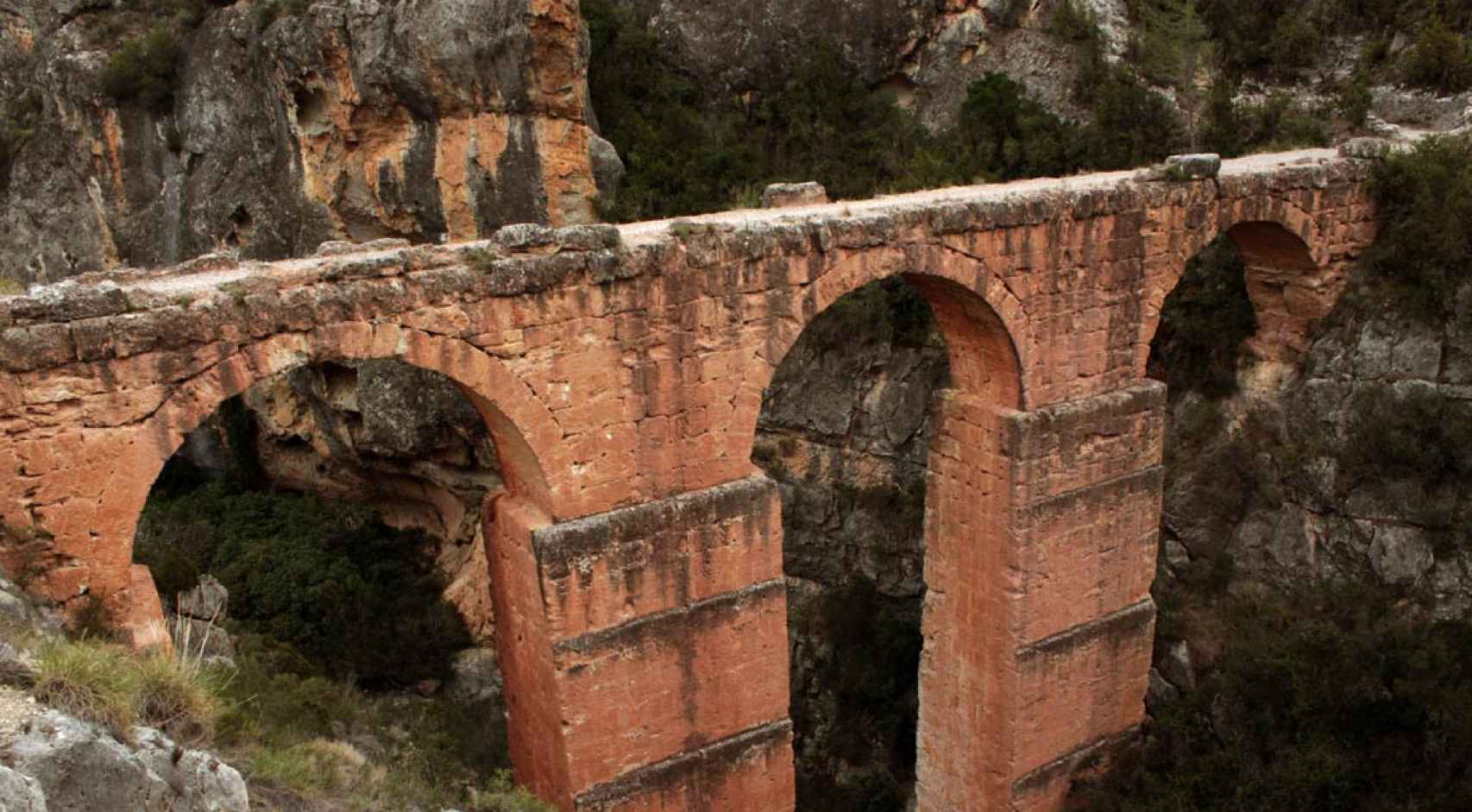 Imagen del impresionante acueducto romano de Valencia.