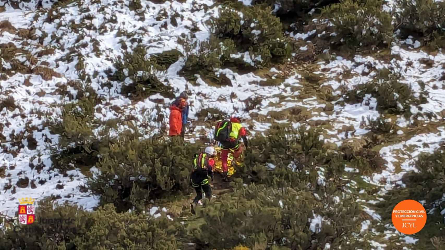 Rescatado un senderista de 55 años en la montaña de Boca de Huérgano
