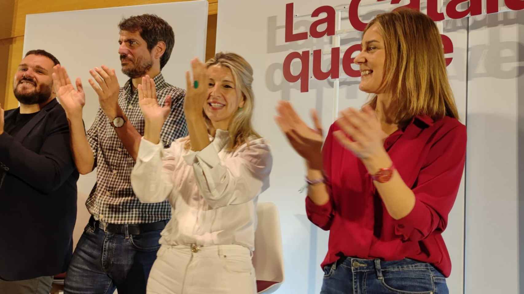 Yolanda Díaz, junto a Ernest Urtasun, este domingo en Barcelona.