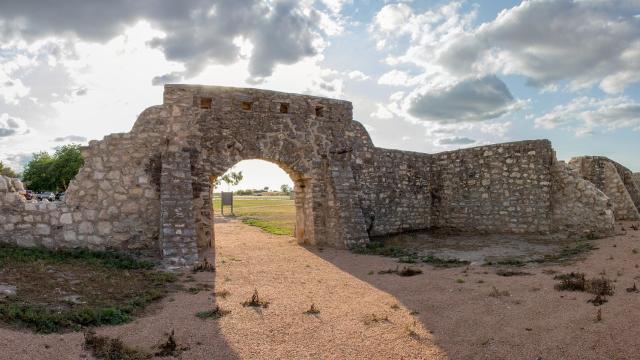 Ruinas del Presidio de San Sabá.