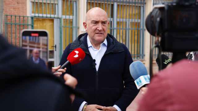 El alcalde de Valladolid, Jesús Julio Carnero, en declaraciones tras conocer la decisión de Pedro Sánchez de continuar en el Gobierno