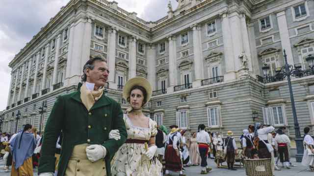 Recreación histórica por las Fiestas del 2 de Mayo en la Plaza de Oriente de Madrid.