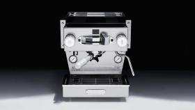 Cafetera Rimowa x La Marzocco Linea Mini