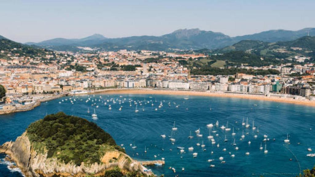 Vista aérea de la playa de la Concha en San Sebastián