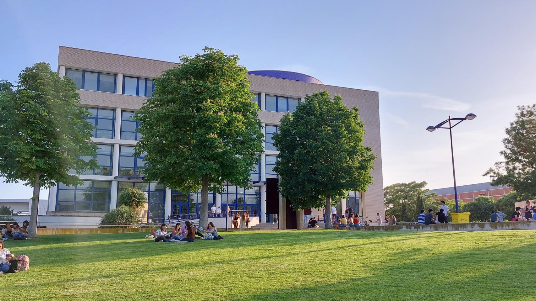 Universidad Jaume I (UJI)