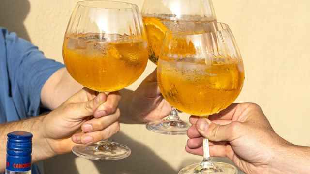 La nueva bebida 'made in' Mallorca que quiere competir con el Aperol Spritz: 4 recetas fáciles para saborearla