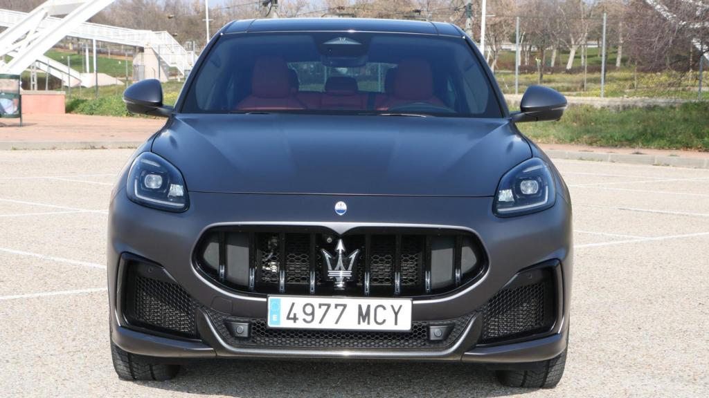 El Maserati Grecale de combustión destaca por su elevada velocidad máxima.