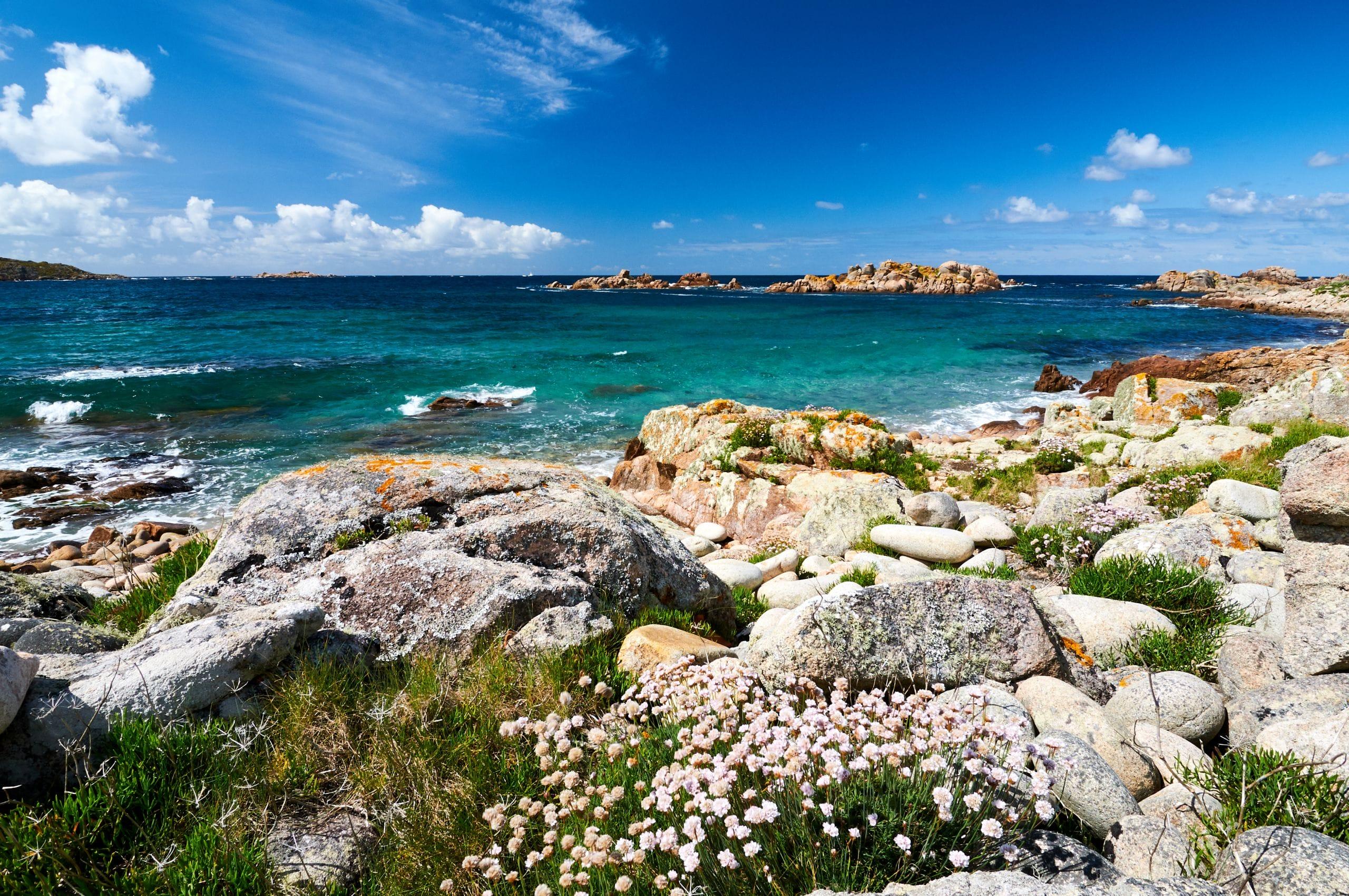 Vista de la costa de Arou. Foto: Shutterstock