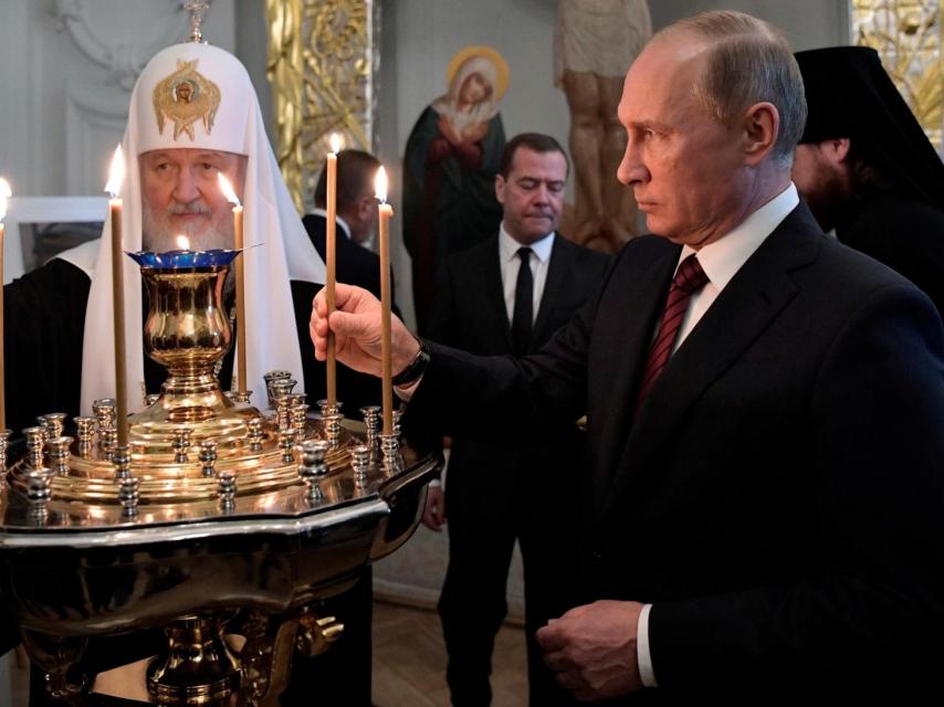 Vladimir Putin y el patriarca Kiril, en una ceremonia de 2017.