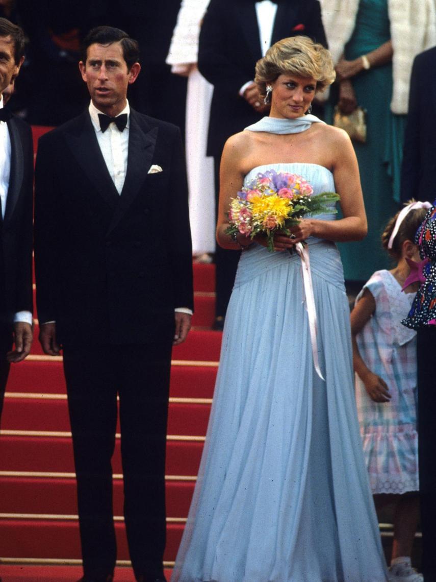 Diana de Gales y el entonces Príncipe Carlos en el Festival de Cannes 1987.