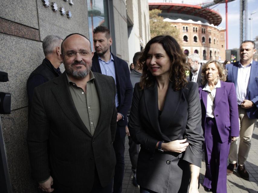 Alejandro Fernández junto a Isabel Díaz Ayuso, en una imagen de archivo.