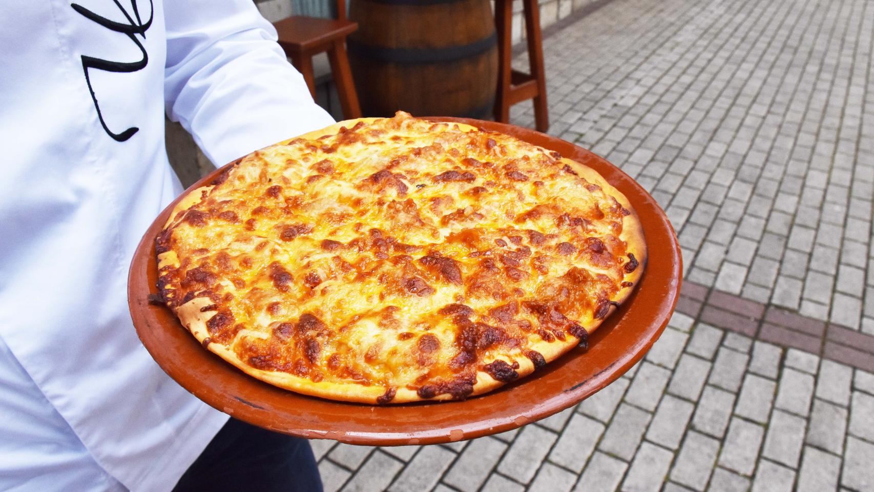 La pizza de callos del Restaurante Pizzería Ubi