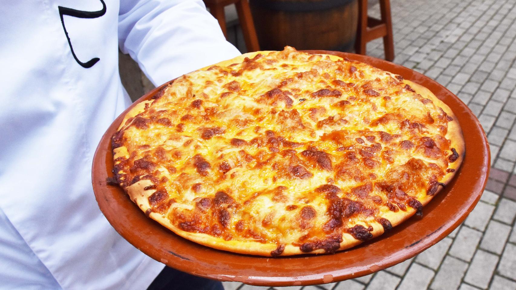 La pizza de callos del Restaurante Pizzería Ubi