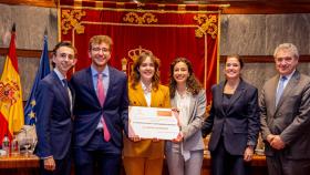 Equipo ganador el II Moot Court CONEDE formado por estudiantes de la Universidad de Alicante