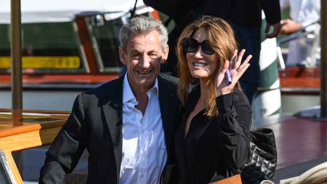Nicolas Sarkozy con Carla Bruni en una foto de archivo