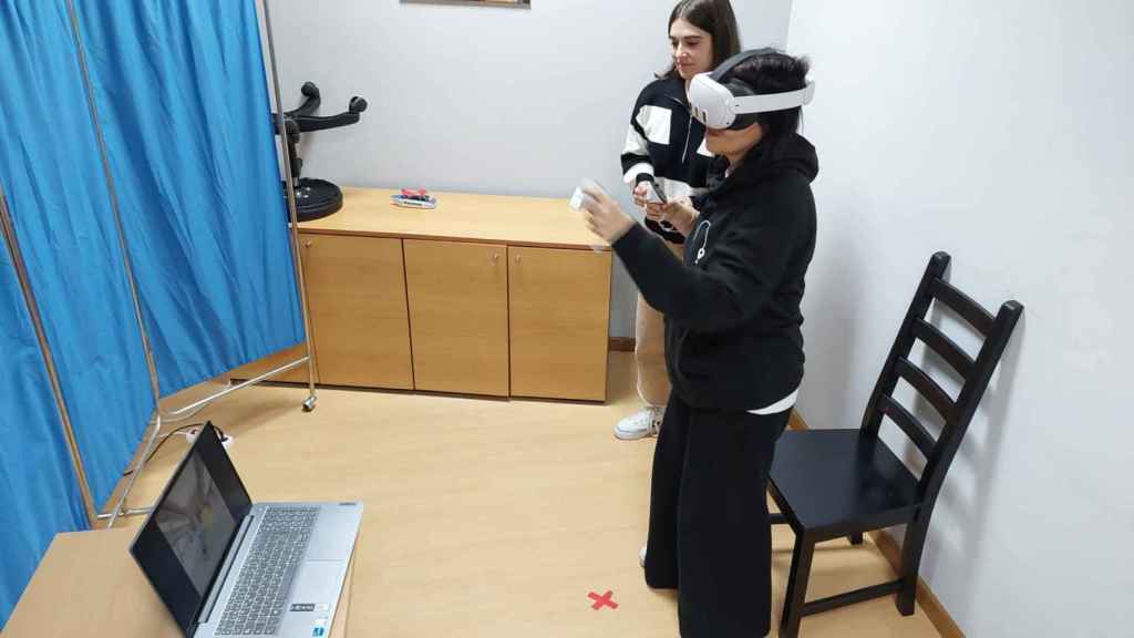 Un estudio analiza en Vigo los efectos de la realidad virtual en la esclerosis múltiple