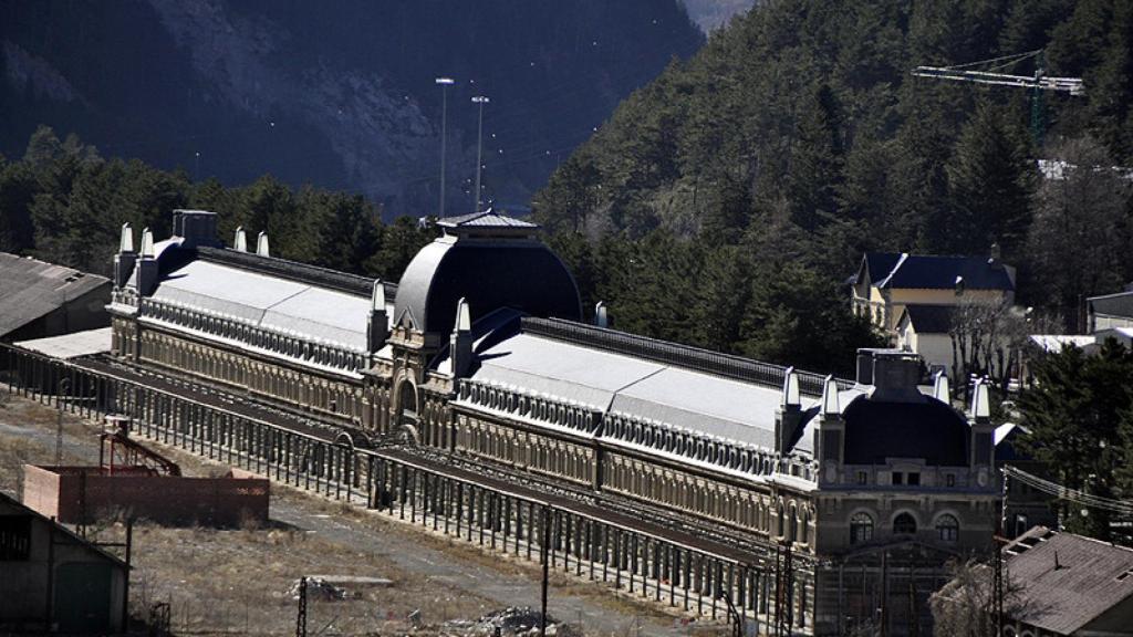 Antigua estación de Canfranc.