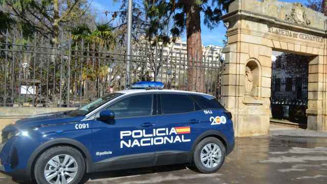Un vehículo de la Policía Nacional en Soria.