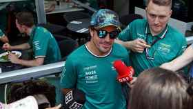 Fernando Alonso responde a la preguntas de los medios en el GP de Miami.