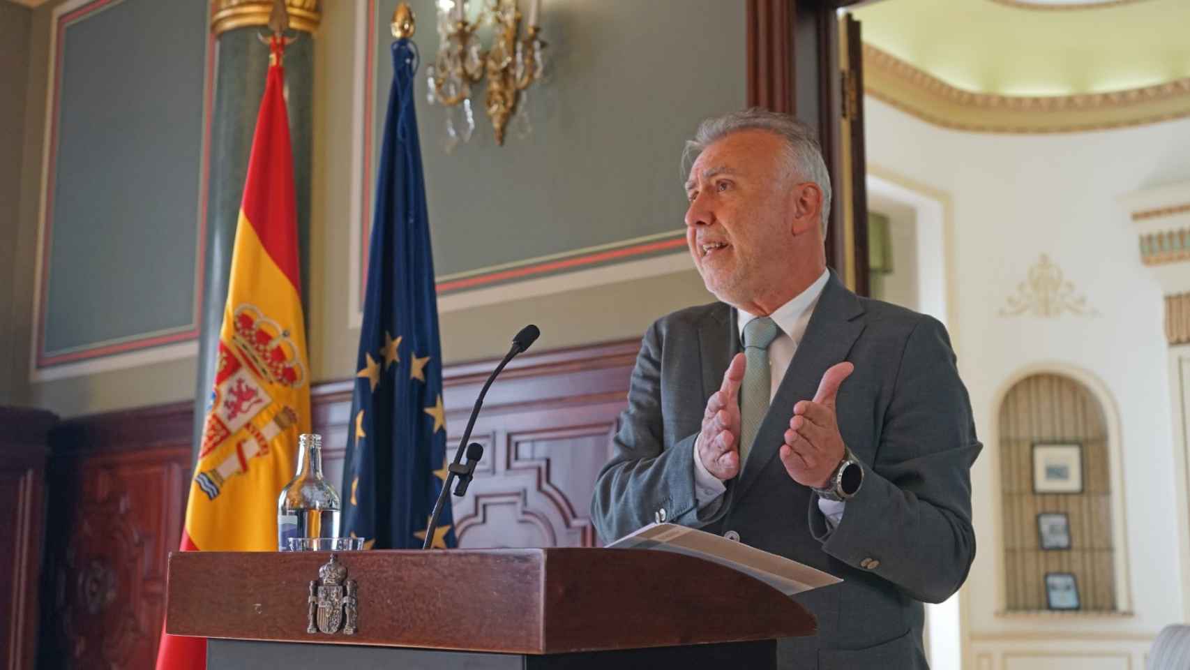 El Gobierno lleva al TC la Ley de Concordia de Aragón y exige a Azcón negociar su  corrección 