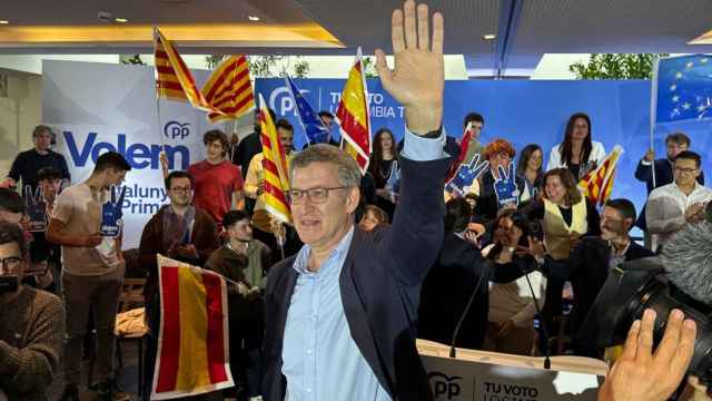 El presidente del PP, Alberto Núñez Feijóo, este viernes en Mataró (Barcelona).