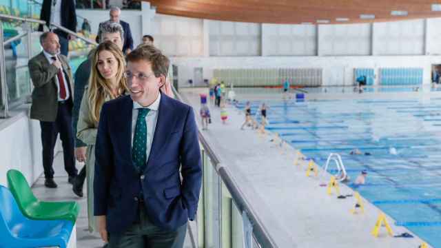 Madrid abrirá 28 piscinas municipales este verano y recuperará su aforo anterior al Covid