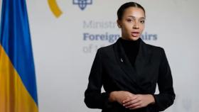 Victoria Shi, portavoz artificial del Ministerio de Asuntos Exteriores de Ucrania