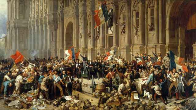 Alphonse de Lamartine defiende el uso de la bandera tricolor delante del ayuntamiento de París, el 26 de febrero de 1848.