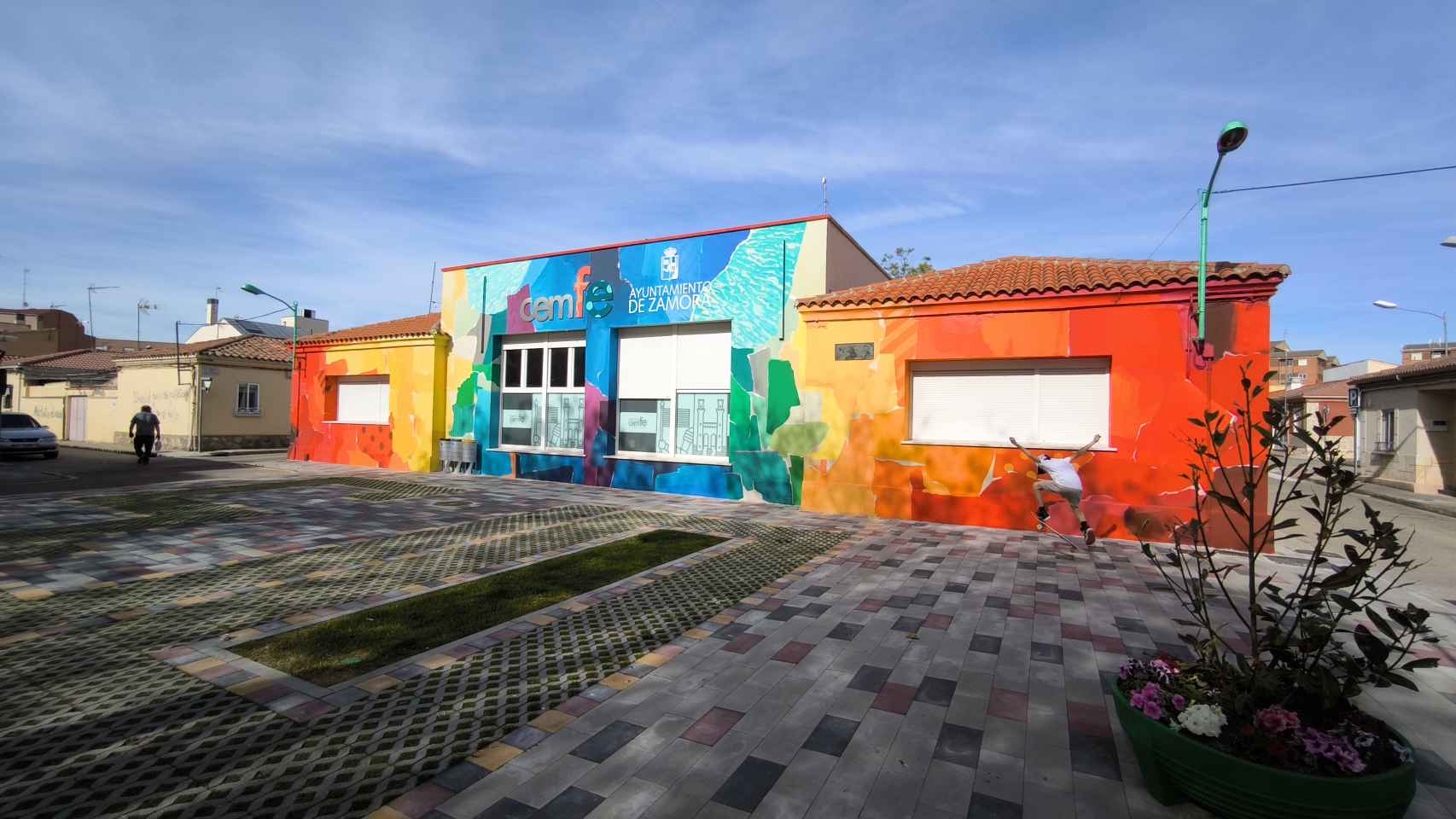 Nuevo mural en el edificio de las CEAS Norte de Zamora